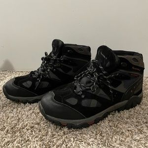 Mens BearPaw Snow Shoes, size 11